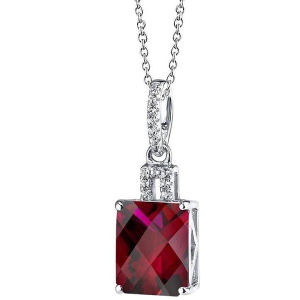 8 Carats Ruby And Diamonds Pendant Necklace